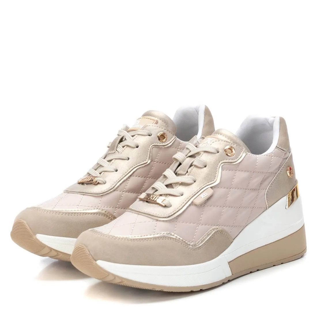 Barcelona Beige Sneakers