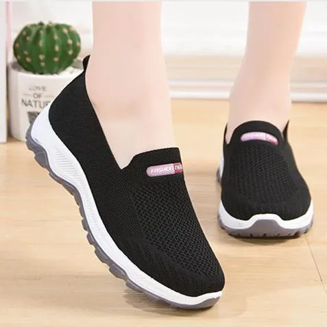 Slip on comfortable knit women running shoes