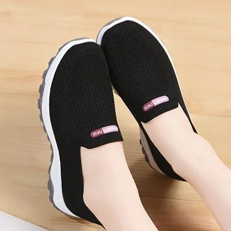 Slip on comfortable knit women running shoes